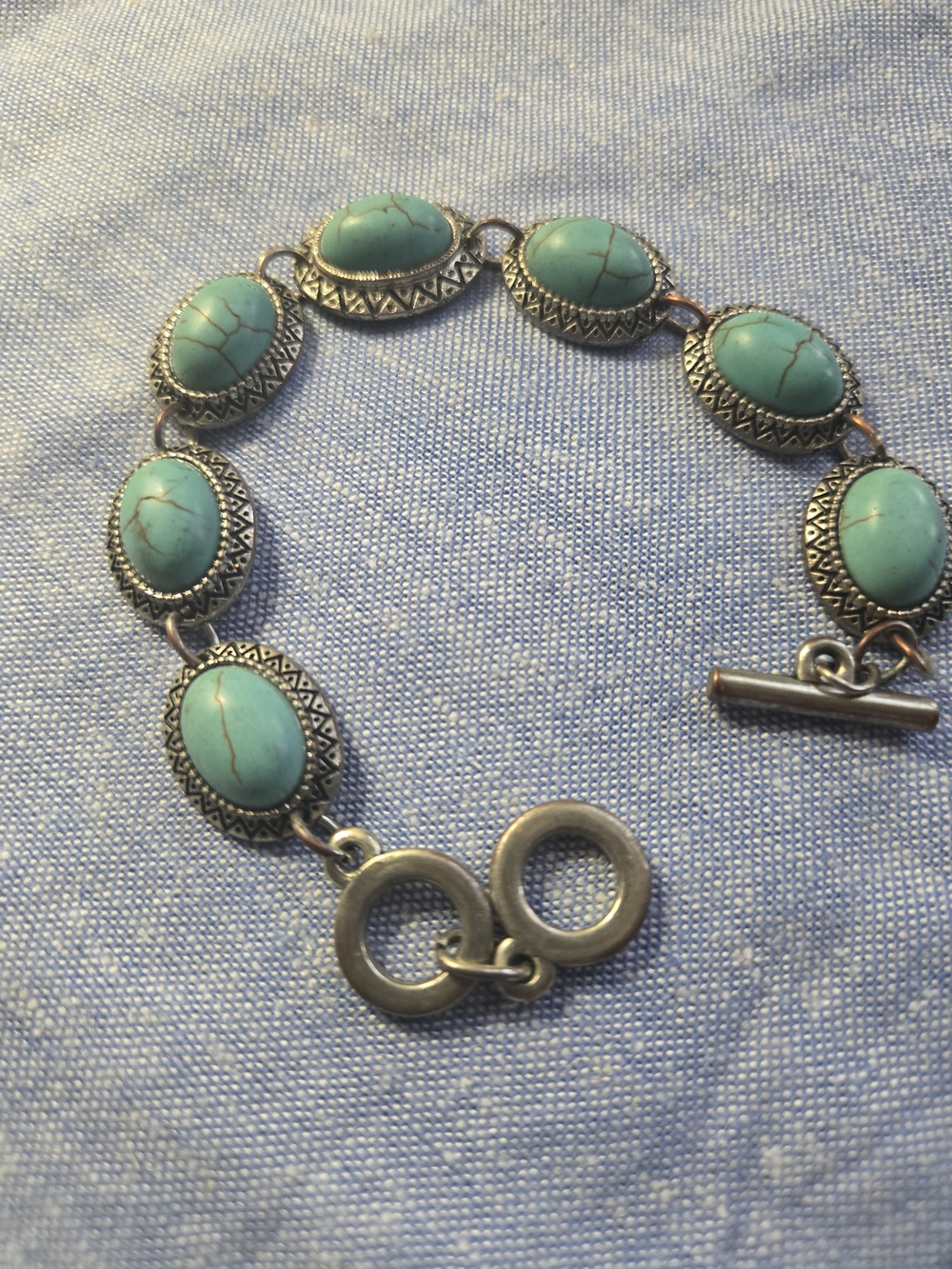 Silver Toned Style Turquoise Oval Link Bracelet - Blue Green